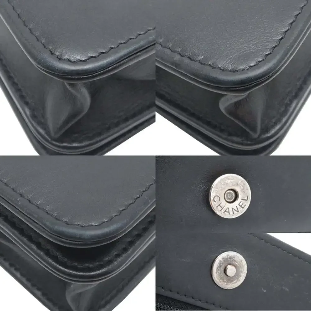 CHANEL Black Wallet